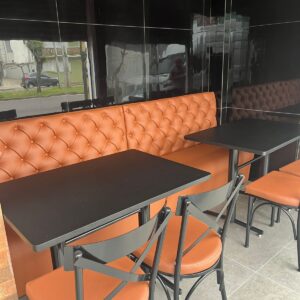 Booth Capitonê